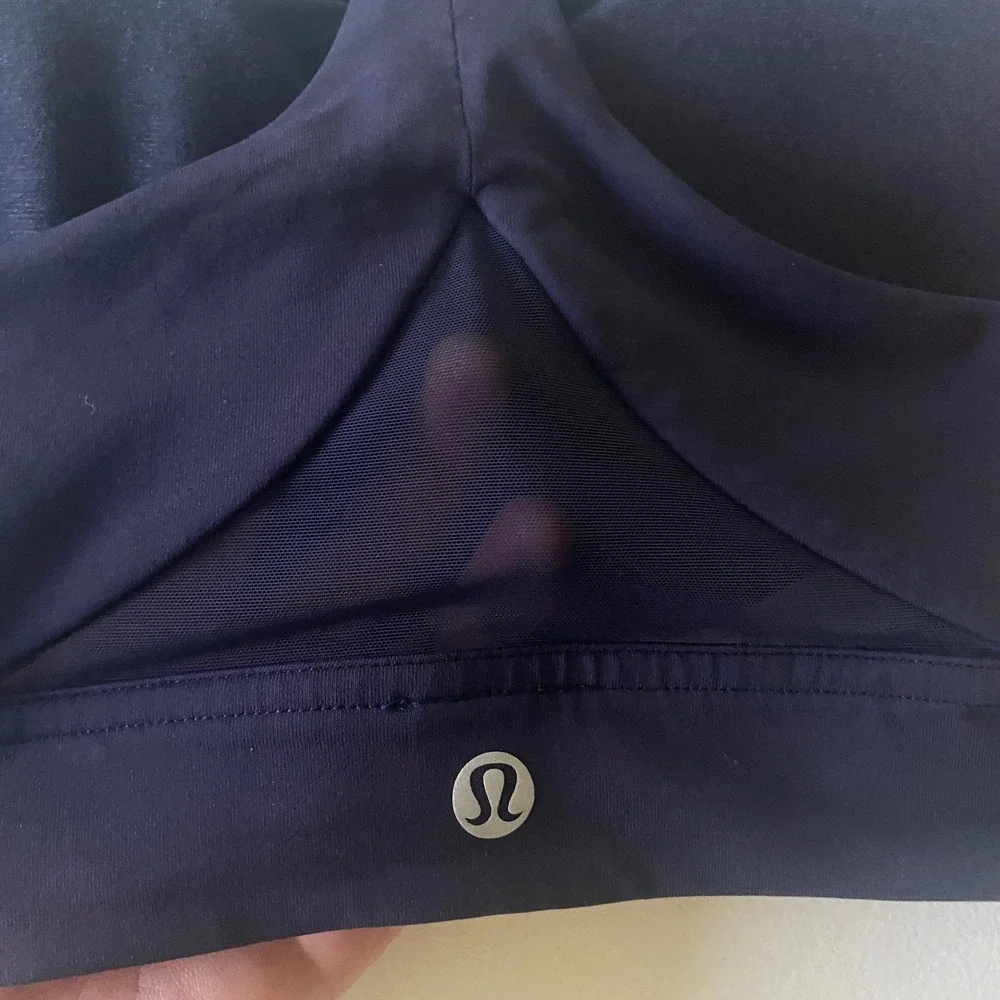 Lululemon Free to Be Serene Women Sports Bra 8 Navy Strappy Back Mesh Yoga